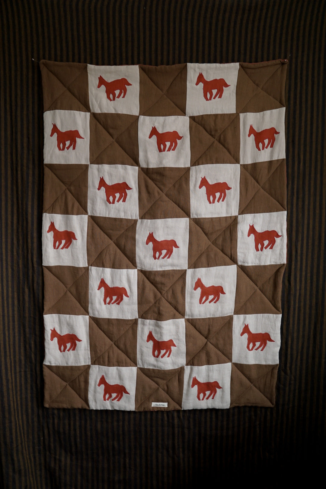 Heirloom Quilt Equestrian