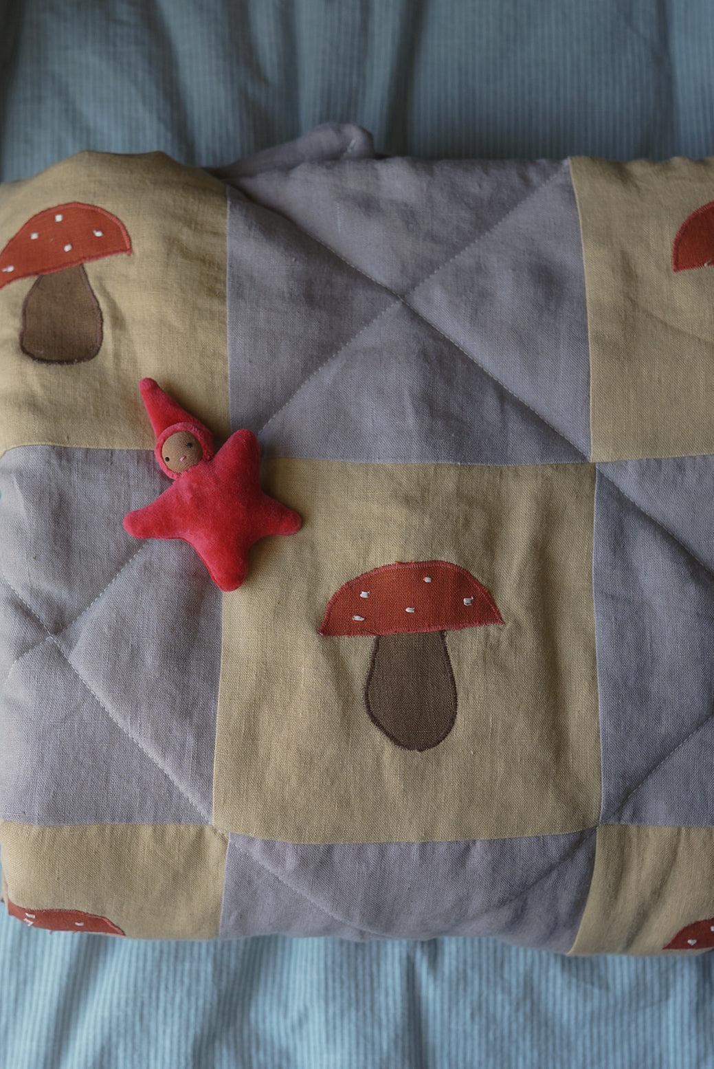 Heirloom Quilt Toadstool