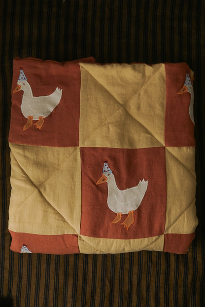 Heirloom Quilt Goose