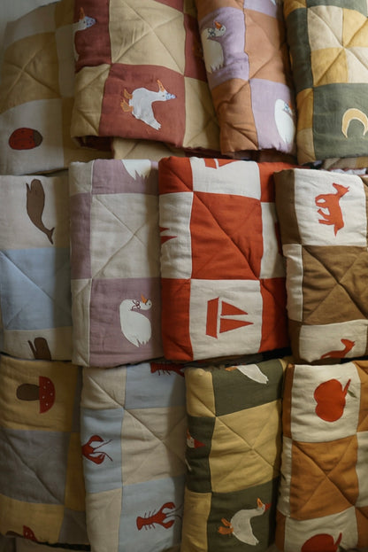 Heirloom Quilt Apple