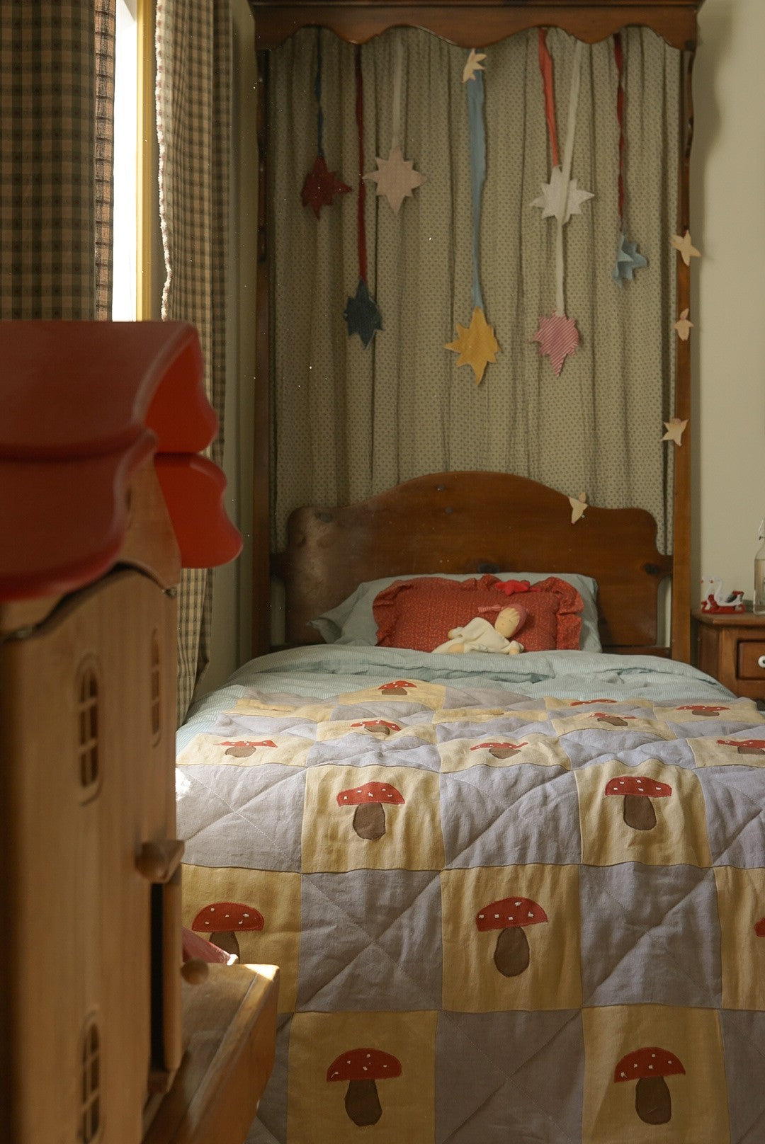 Heirloom Quilt Toadstool